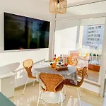 Luxury 2 Min With Balcony, Ocean View, Wifi, Ac, Smarttv Portimao