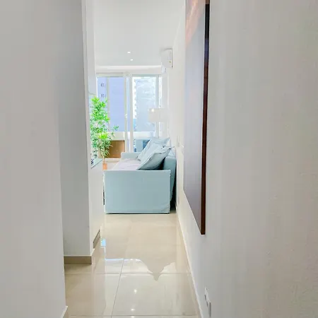 Luxury 2 Min With Balcony, Ocean View, Wifi, Ac, Smarttv Appartement Portimão