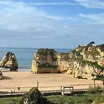 Luxury 2 Min With Balcony, Ocean View, Wifi, Ac, Smarttv Apartman Portimão