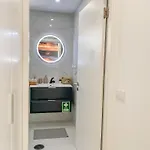 Apartman Luxury 2 Min With Balcony, Ocean View, Wifi, Ac, Smarttv