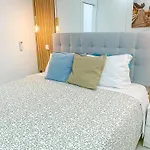 Luxury 2 Min With Balcony, Ocean View, Wifi, Ac, Smarttv Apartment Portimao