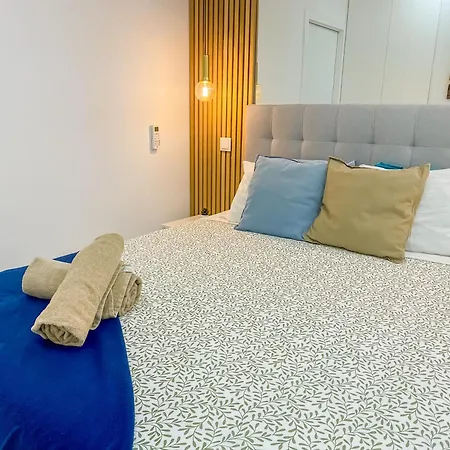 Apartament Luxury 2 Min With Balcony, Ocean View, Wifi, Ac, Smarttv *