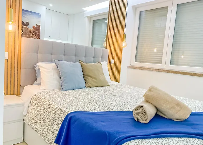 Luxury 2 Min With Balcony, Ocean View, Wifi, Ac, Smarttv