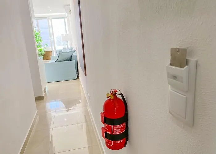 Luxury 2 Min With Balcony, Ocean View, Wifi, Ac, Smarttv Apartament Portimão