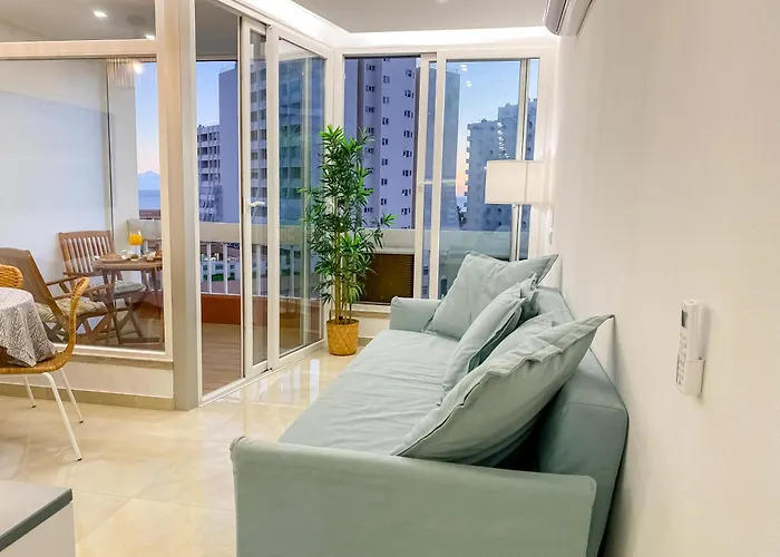 Luxury 2 Min With Balcony, Ocean View, Wifi, Ac, Smarttv Apartament *