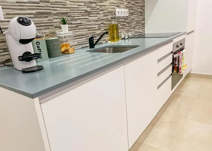 Luxury 2 Min With Balcony, Ocean View, Wifi, Ac, Smarttv Apartament *