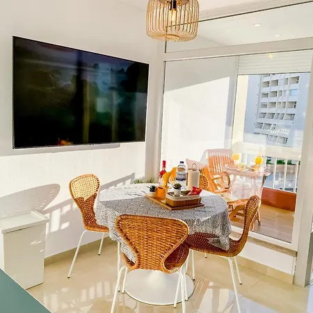 Luxury 2 Min With Balcony, Ocean View, Wifi, Ac, Smarttv פורטימאו